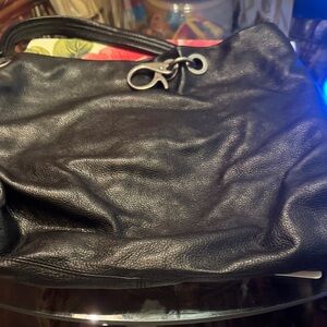 Elegant Vera Wang Black Leather Women's Bag